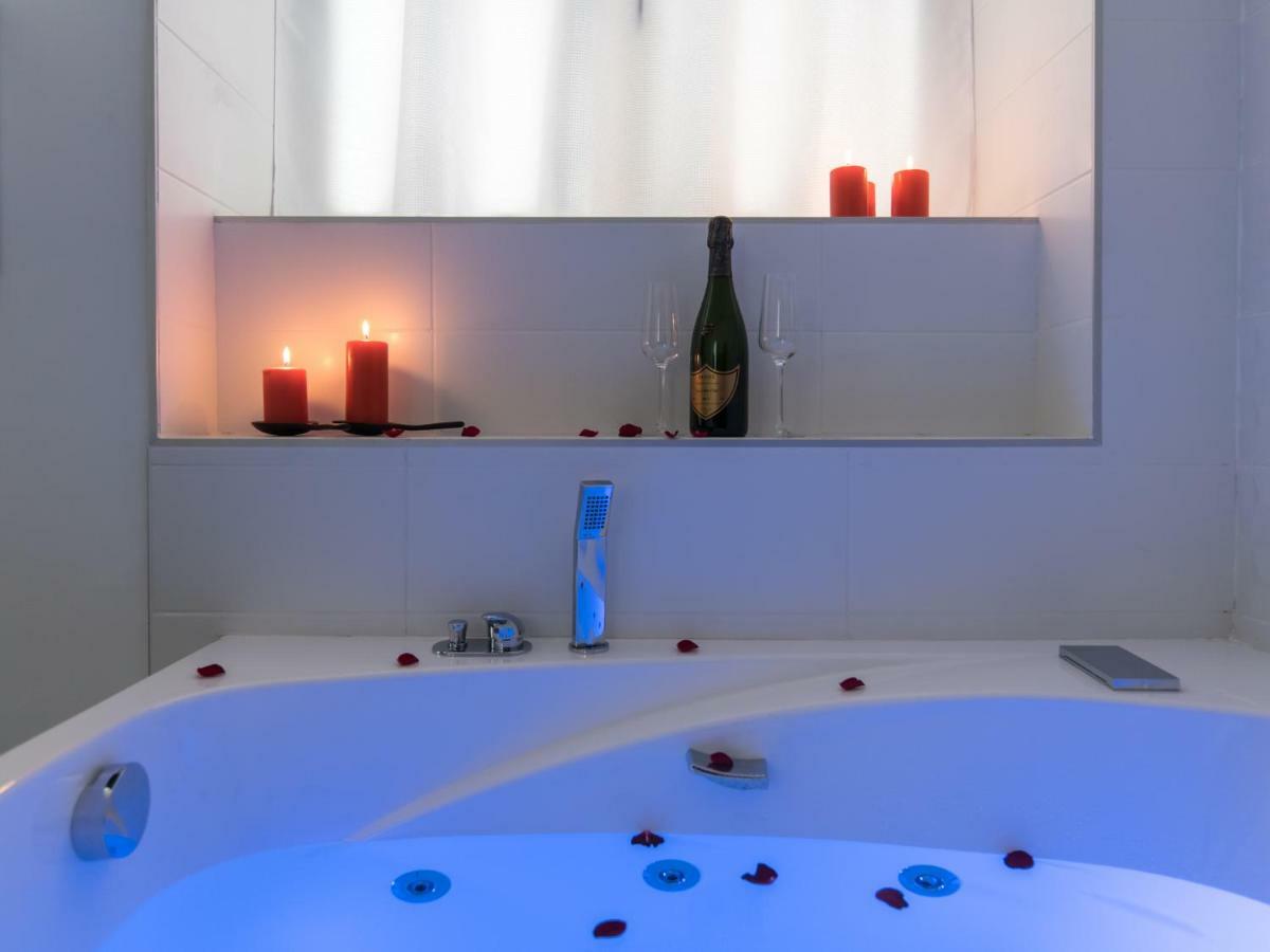 Luxury Studio & Spa-Lyon Centre Eksteriør bilde
